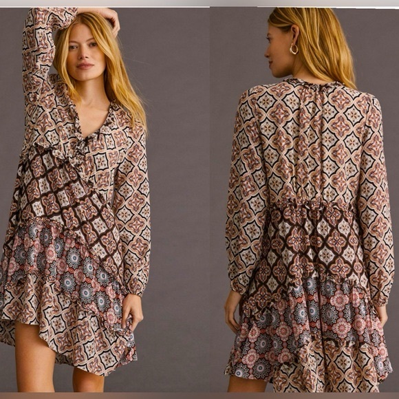 Anthropologie Dresses & Skirts - Anthropologie Tiered V-Neck Mini Dress Womens Medium Long Sleeve Boho